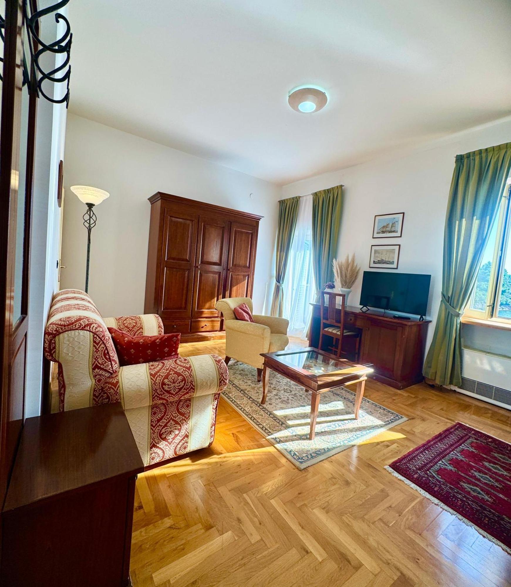 Villa Rava Hotel & Restaurant Экстерьер фото