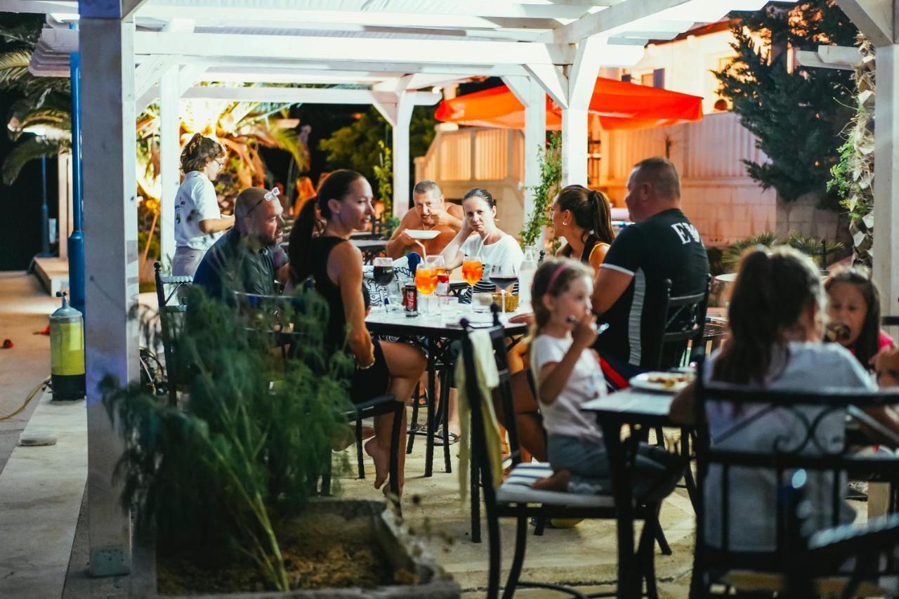 Villa Rava Hotel & Restaurant Экстерьер фото